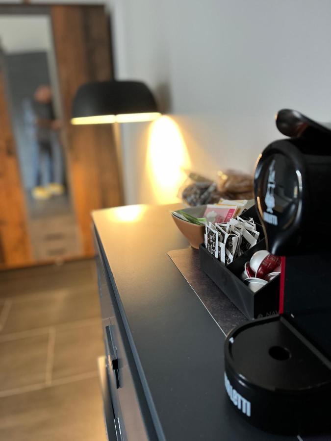 ורצ'לי Minardi Apartments מראה חיצוני תמונה